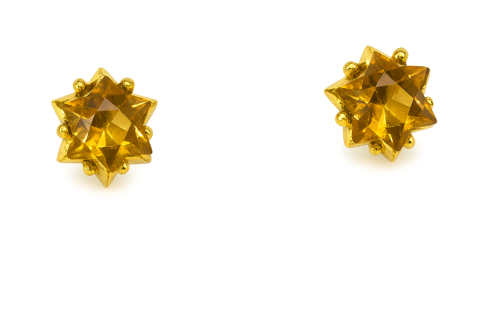 Beautiful Citrine 18 Kt Gold Earing